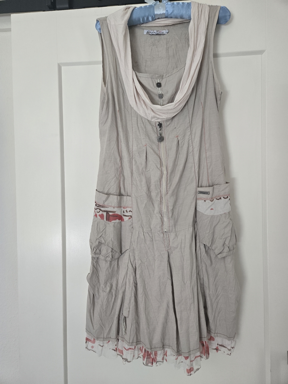 Beige Sleeveless Wrinkly Paris Mini Dress with Details
